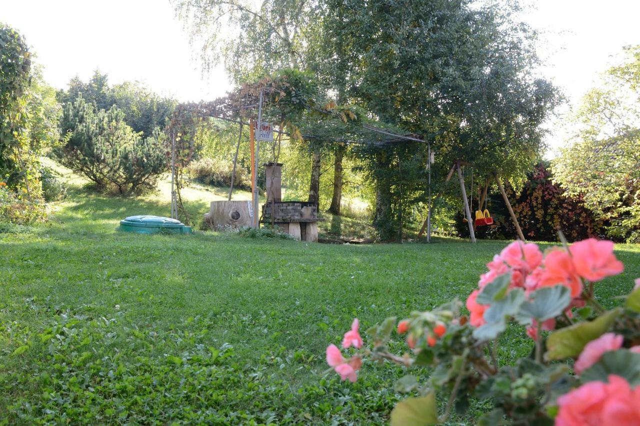 Casa Vacanze Dos De Lore - Relax A Due Passi Da Tovel Туено Екстериор снимка